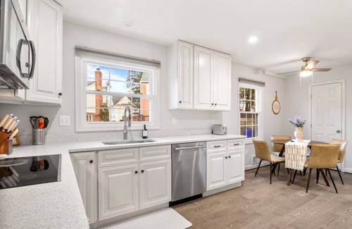 Bethesda House | Spacious 8 beds LUX convenient Home close to DC