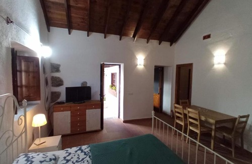 San Juan del Reparo Bed & Breakfast | Spacious Accommodation for 2 people in Garachico