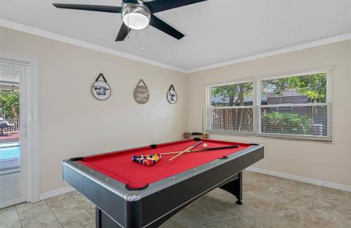 Brandon House | Spacious & Amazing Home w/Big Pool and Patio