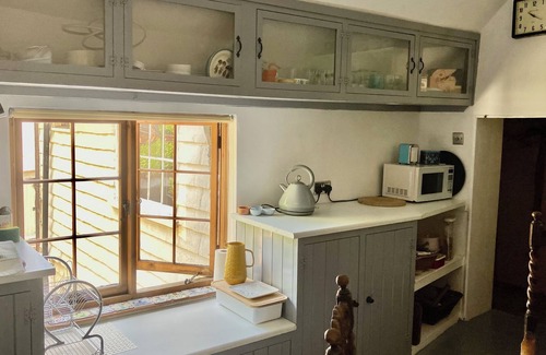 Charing Cottage | Spacious and Comfortable Historic Home Near the Channel Tunnel and Canterbury