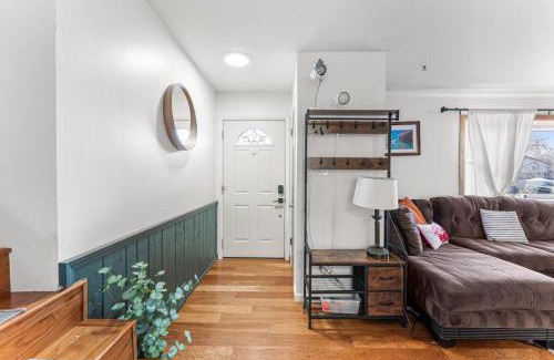 Longmont House | Spacious and Comfy Close to Everything Backyard