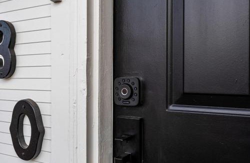 Longmont House | Spacious and Comfy Close to Everything Backyard