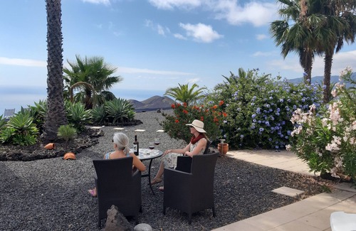 Los Llanos Apartment | Spacious apartment in a quiet location with fantastic sunsets