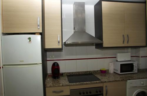 Garrucha Apartment | Spacious Apartment in Garrucha with Sea View 80 m²