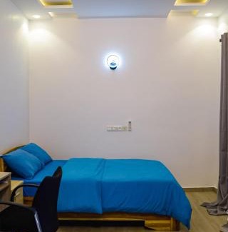 Lome Apartment | Spacious Apt with Patio & Rooftop in Cité Baguida