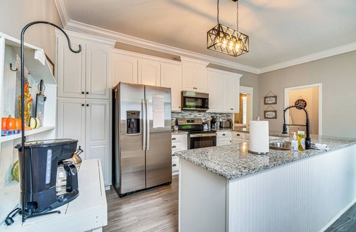 Athens - Sweetwater House | Spacious Athens Home ~ 1 Mi to Downtown!