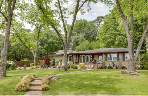 Briarcliff Heights House | Spacious Atlanta Home with Yard about 9 Mi to Downtown