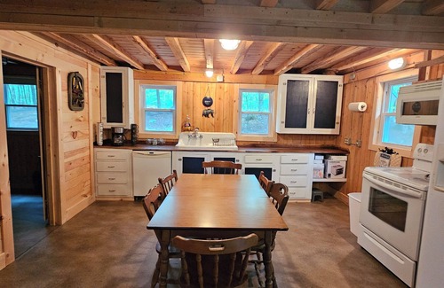 North Washington Cabin | Spacious cabin on beautiful Long Lake w/waterfront view, private dock, fire pit.
