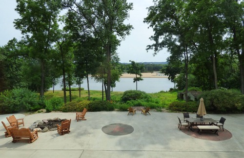 Muscoda House | Spacious Cabin on the Wisconsin River!