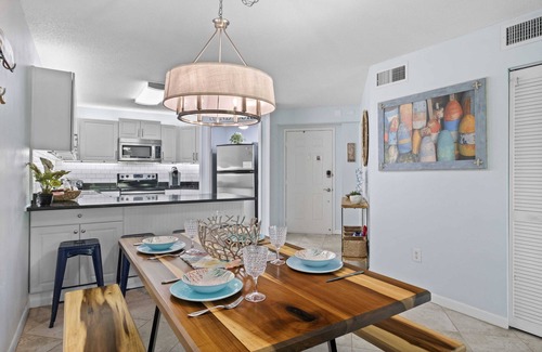 Hilton Head Island Condo | Spacious Condo Indoor Outdoor Pool, Hot Tub, Tennis, Pickleball walk to Beach !