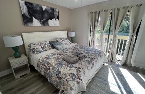 Hilton Head Island Villa | Spacious, cozy villa w/parking in Coligny Villas