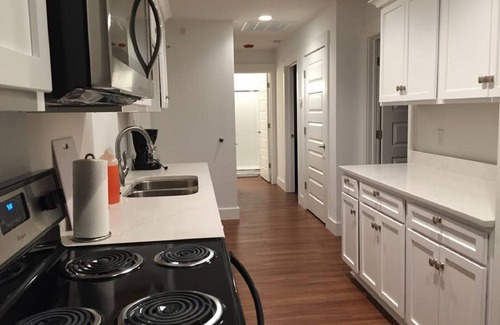 Bloomington Condo | Spacious downtown delight, campus access