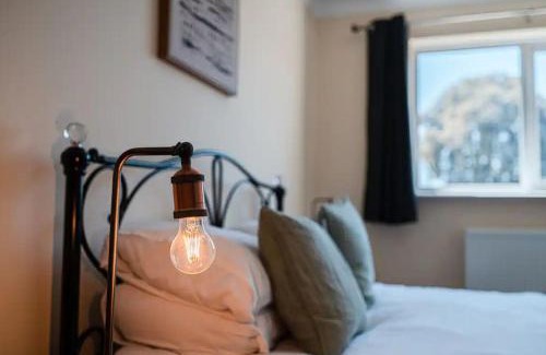 Ipswich Apartment | Spacious & Elegant 3BR Home Near Ipswich City Centre