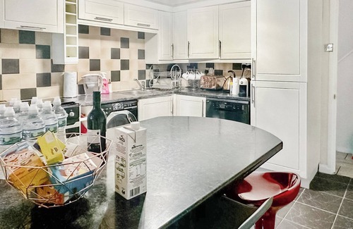 Clacton-on-Sea Cottage | Spacious family house close to beach and amenities.