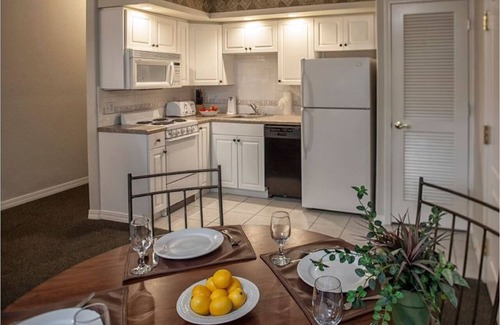 Branson Hotel | Spacious Family Villa w/Pools Near Branson's Main Sights