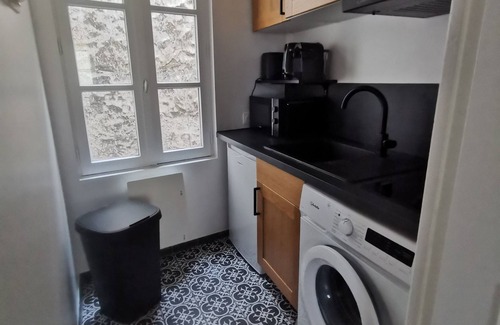 Saint-Germain-en-Laye Apartment | Spacious studio in the historic center of Saint-Germain-en-Laye