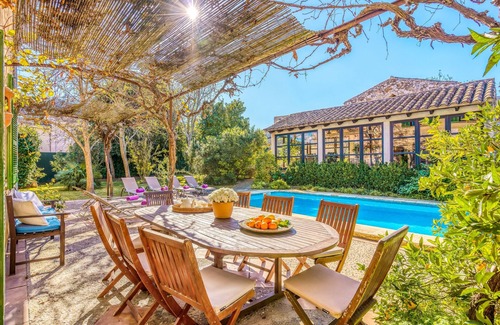 Petra House | Spacious Holiday Home “Can Casta” with Pool, Wi-Fi, Terrace & Garden