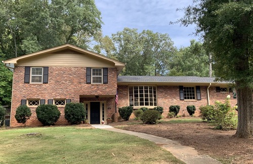 Athens House | Spacious home on quiet 5 points street with pool! Great for UGA games!