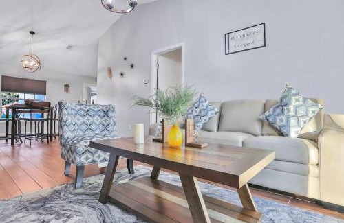 Wellington House | Spacious Home w/Pool&Resort Amenities,near Disney