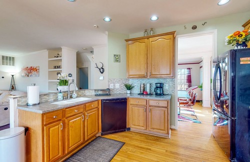 Sykesville House | Spacious home with enclosed yard, deck, children's items, full kitchen, & W/D