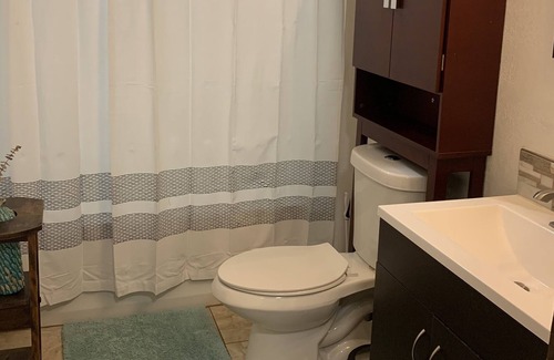 Hannibal House | Spacious home with hot tub — 8 minutes downtown Hannibal!