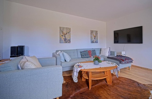 Stara Susica House | Spacious house in the green heart of Croatia.