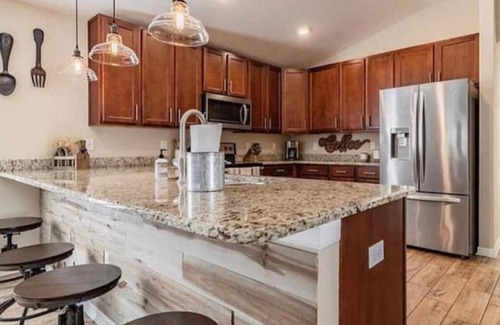 Wesley Chapel House | Spacious house in Wesley Chapel/Sleeps 10/fenced yard