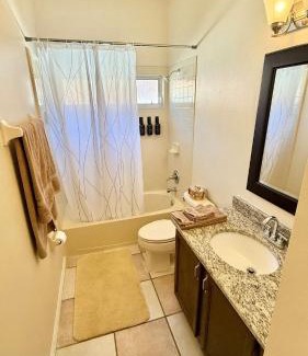 Brandon House | Spacious House with Pool and Hot Tub near Tampa