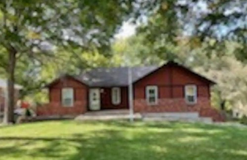 Shawnee House | Spacious Large Group and Family Friendly Get Away!