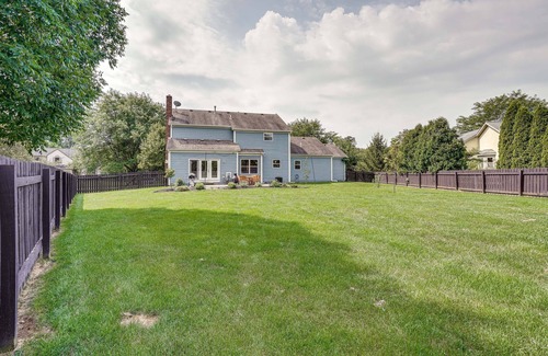 Lewis Center Cottage | Spacious Lewis Center Home w/ Yard & Gas Grill!