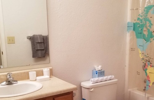 St. Robert Condo | Spacious living space close to shops and eateries