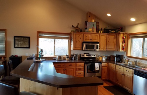 Harrison House | Spacious Log Home with stunning lake views