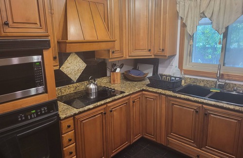 Red Hill Ski Chalet | Spacious luxurious Home with 3000sq ft of living area