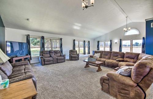 Massillon House | Spacious Massillon Log Cabin with Fire Pit!