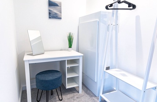 Worksop House | Spacious & Modern 2-Bedroom House