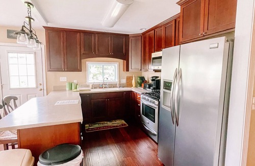 Otis House | Spacious Modern Home On Pristine Beech Hill Pond!