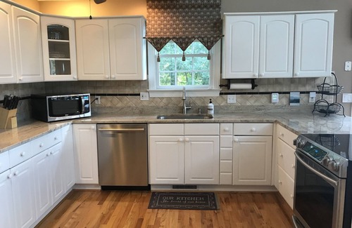 Tamassee House | Spacious Mountain Retreat with views of Cherokee Lake