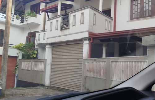 Richmond Kanda House | Spacious Mountain-View Home with AC, Pet-Friendly & Secure , in Galle.