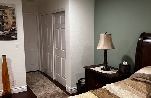 Crossgate Resort | Spacious newly remodeled indoor/outdoor space. Walking distance hikiing trails