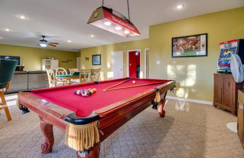 Mountain Home House | Spacious Norfork Lake Home Game Room and Views!