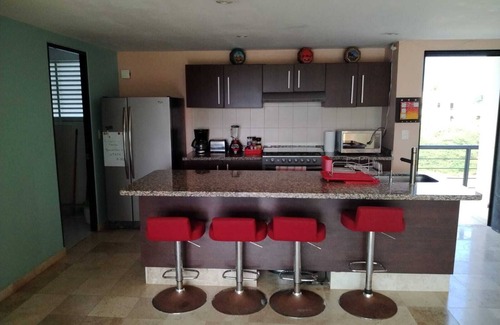 Ixtapa Apartment | Spacious ocean view apartment on a golf course