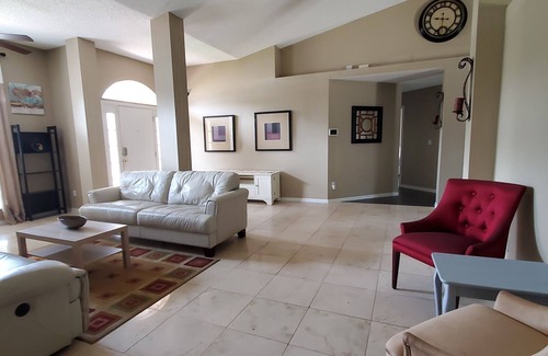 Deltona Lakes House | Spacious open concept home near the beaches and Disney attractions