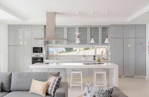 Estreito da Calheta Villa | Spacious premium villa in Calheta | Ocean Panorama