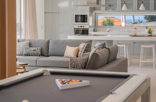 Estreito da Calheta Villa | Spacious premium villa in Calheta | Ocean Panorama