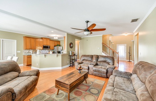 Phenix City House | Spacious Phenix City Home ~ 9 Mi to Columbus!