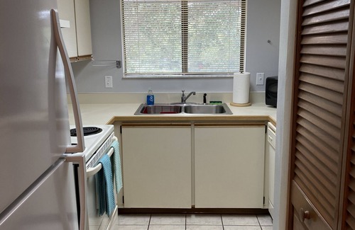 New Smyrna Beach Condo | Spacious, relaxing 3 bedroom condo in Sea Woods across the street from the beach
