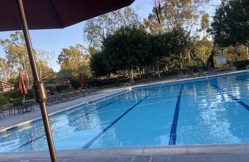 Turtle Rock Apartment | Spacious Relaxing Upscale Studio prestigious Neighborhood