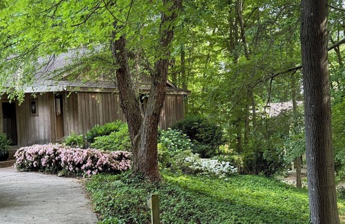 High Point House | Spacious Rental: Gas-log Fireplace: 7 min to HPU: 6 min to HP Furniture Market