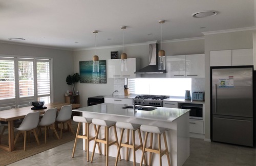 Beacon Hill House | Spacious Resort Style Family Beach House