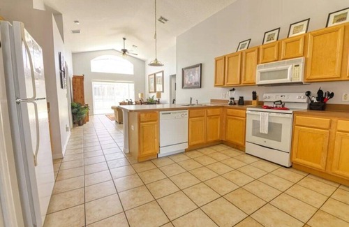 Solana Villa | Spacious Resort Villa w/Private Pool, Game Room & Disney Nearby!